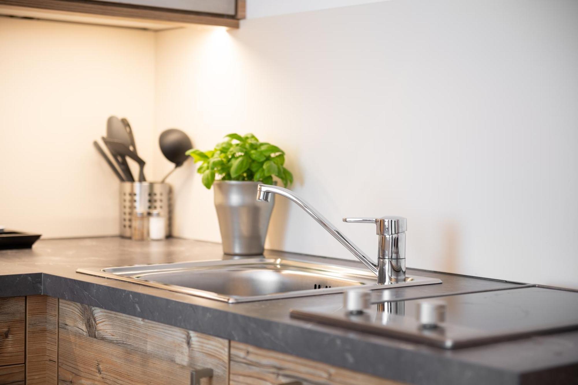 Snooze Apartments Holzkirchen  Ngoại thất bức ảnh