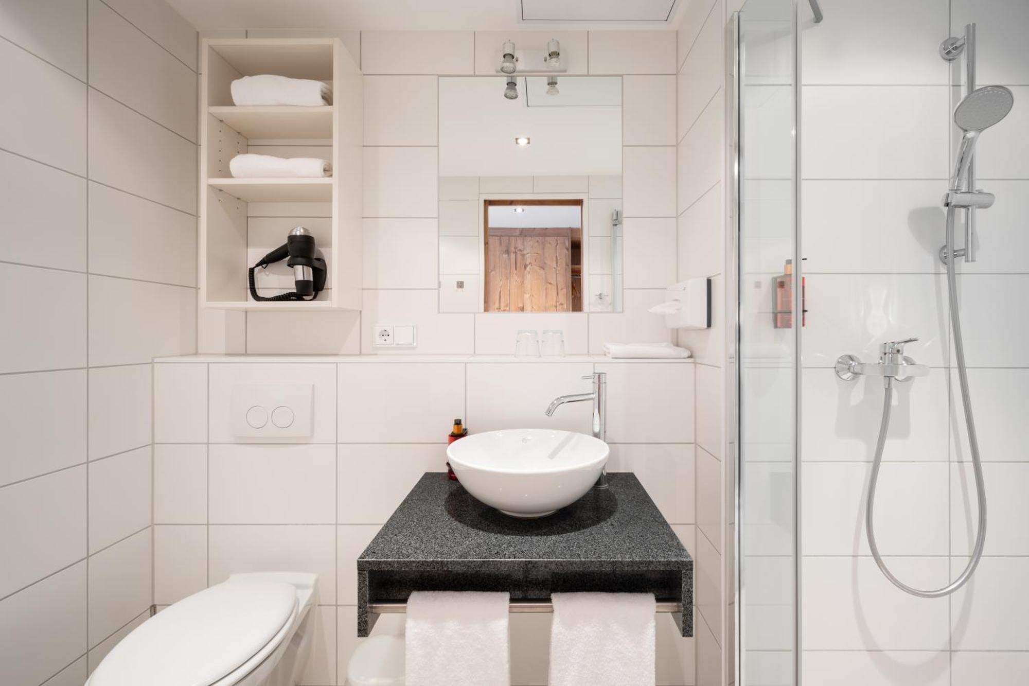 Snooze Apartments Holzkirchen  Ngoại thất bức ảnh
