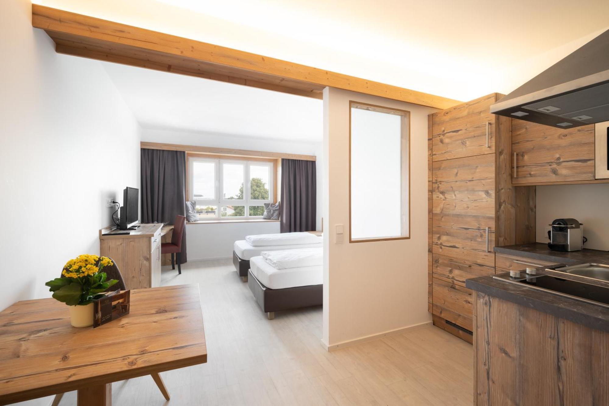 Snooze Apartments Holzkirchen  Ngoại thất bức ảnh