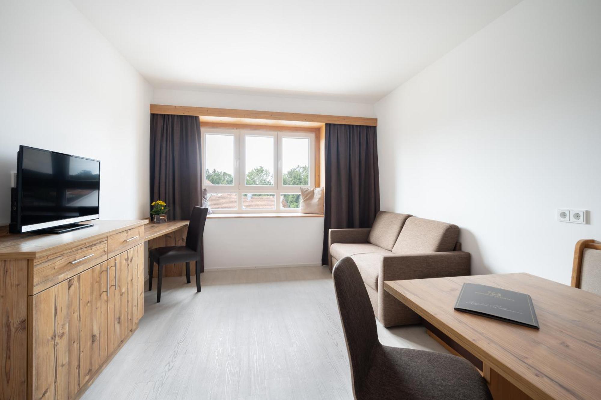 Snooze Apartments Holzkirchen  Ngoại thất bức ảnh
